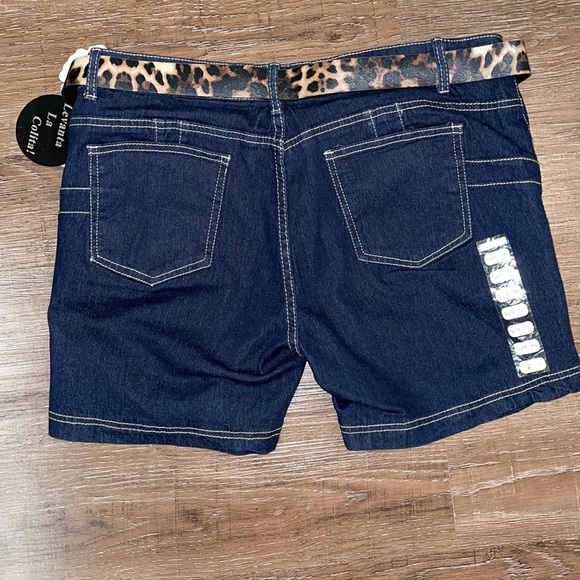 New with tags X-tasy Jeans Size 16 with leopard belt - Picture 3 of 3